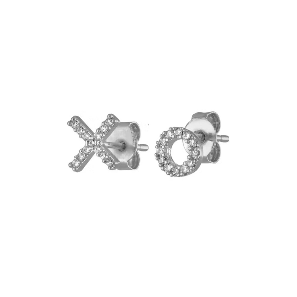 Earrings (studs - never worn)